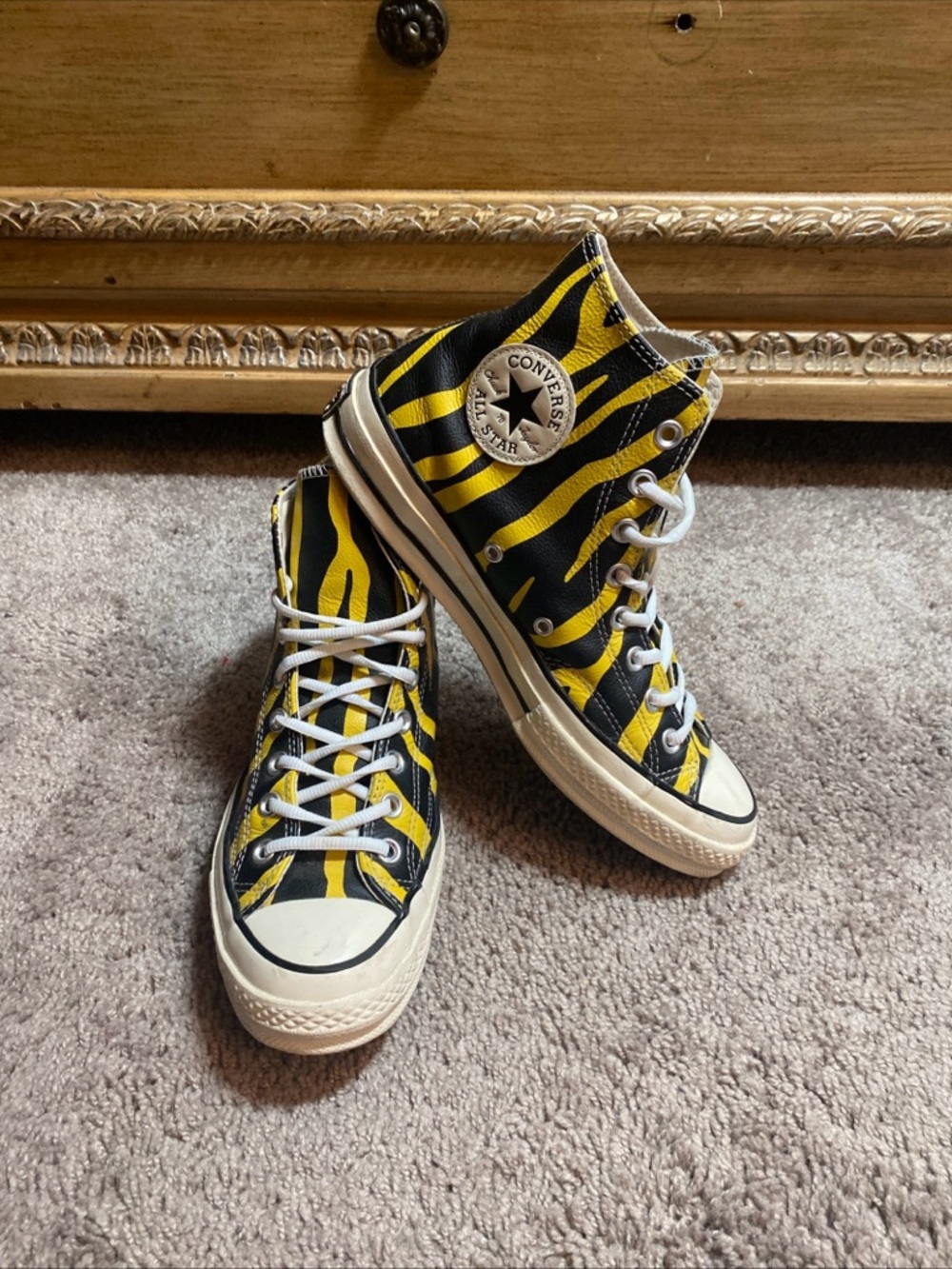 Rare” Vintage Converse Chuck Taylor 70s Yellow/Black Zebra Print shoes